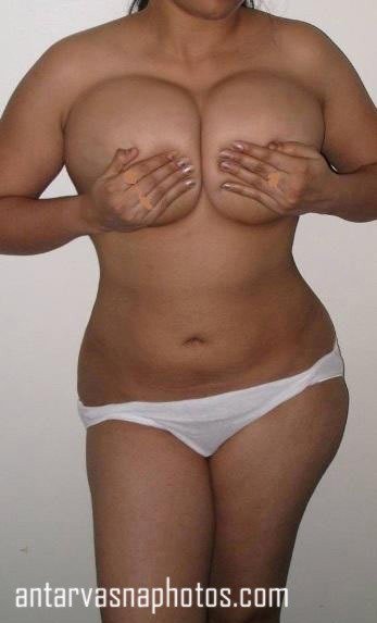 Big boobs aunty