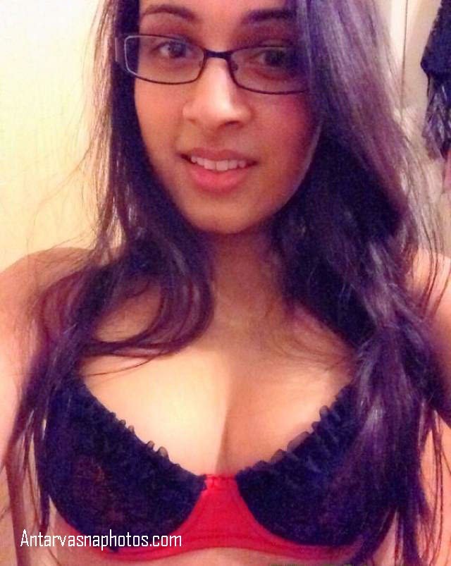 sexy bra me desi bhabhi nirmala
