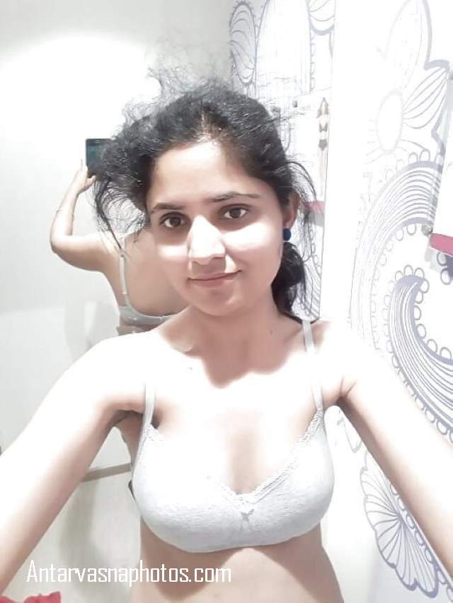 Modeling nude young in Delhi