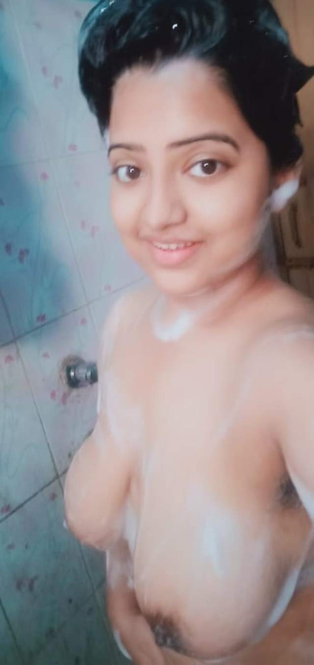 big melons wali indian teen ki nude photo