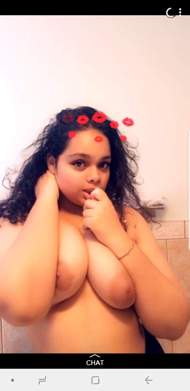 girl ke big boobs photos