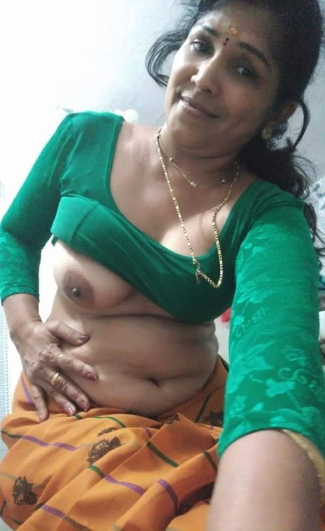 lover sang sex chat me nipple dikhaya