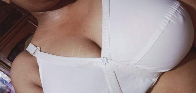 white bra me rakhi ki big boobs