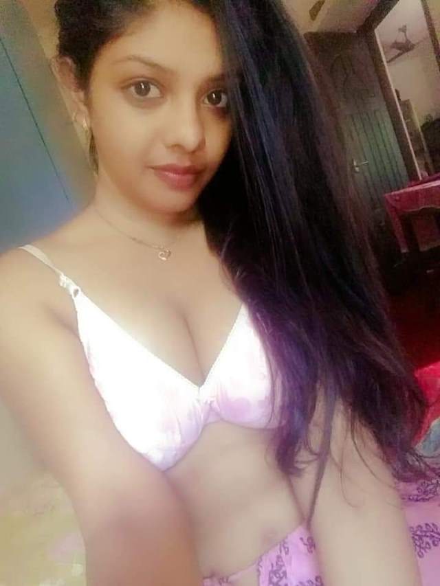 white bra me selfie