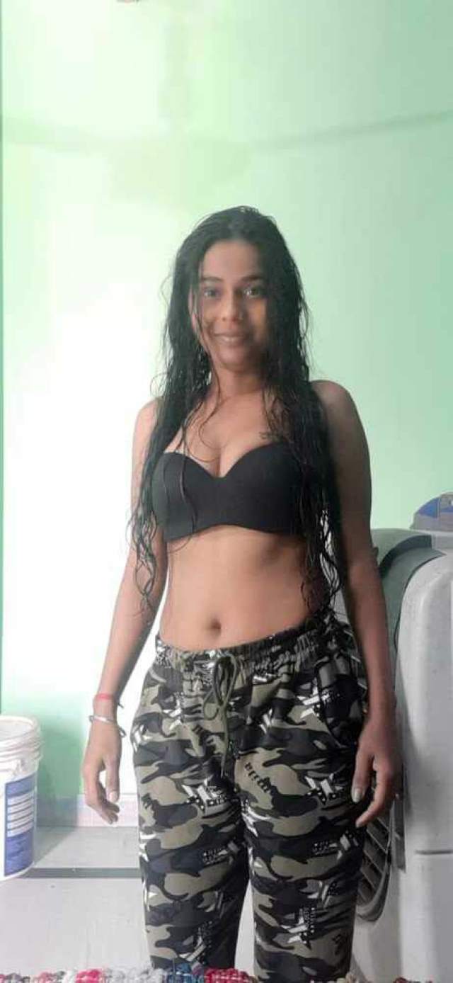 black bra me tamil beauty