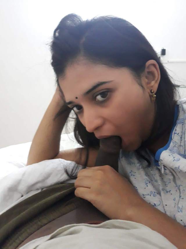 desi girl hot pics premi ka lund chus rahi hai