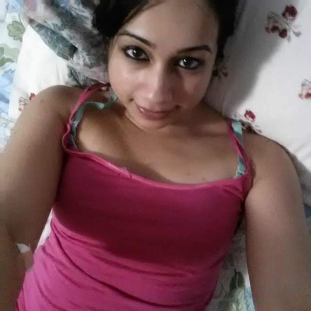 hot desi girl ready for nude pic