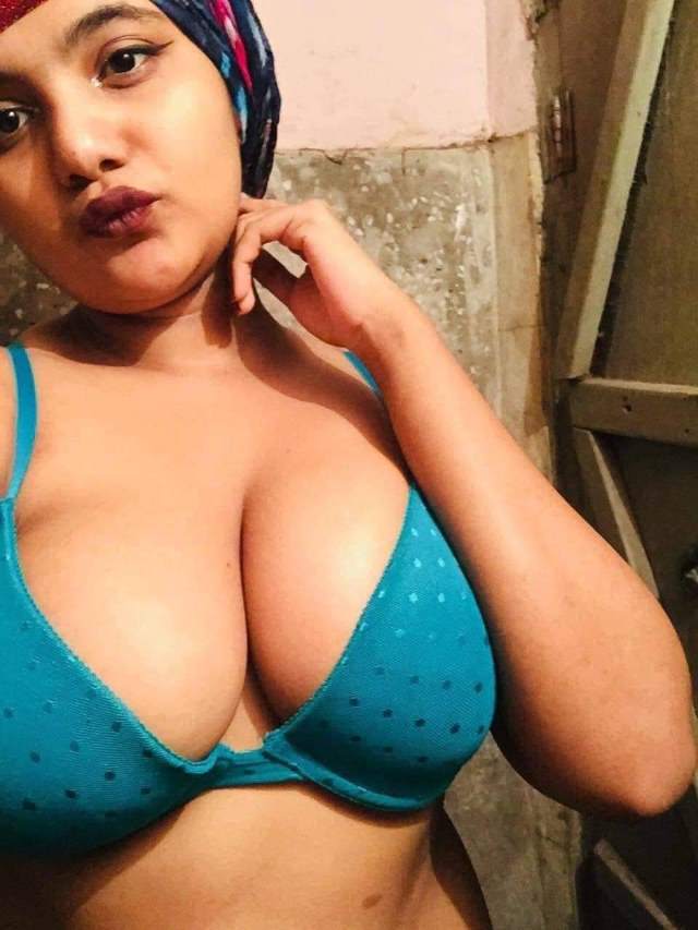 sexy slefie leti parul bhabhi