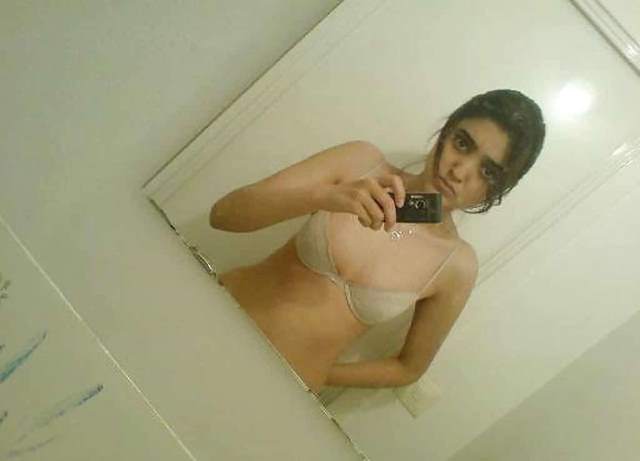 shower me hot sexy desi girl photo