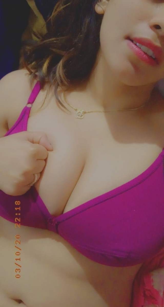 bhabhi ke boobs ki desi sexy photo
