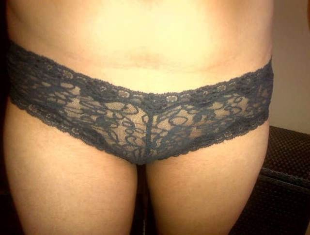 black panty me apni chut ko dikhati parul ki pic