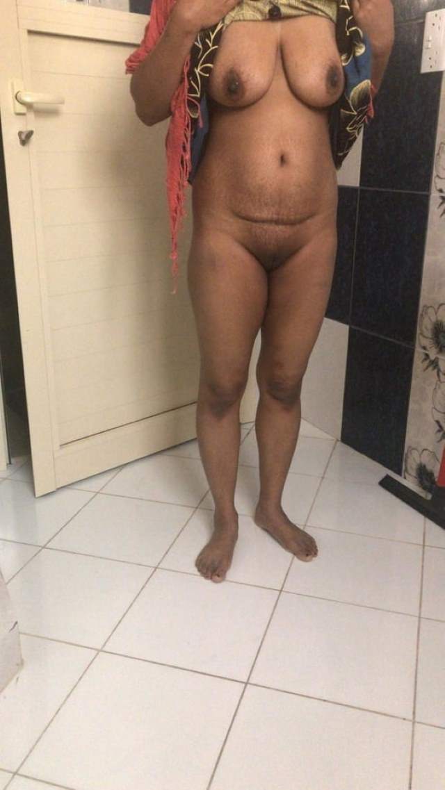 nude indian girl pussy and big boobs show