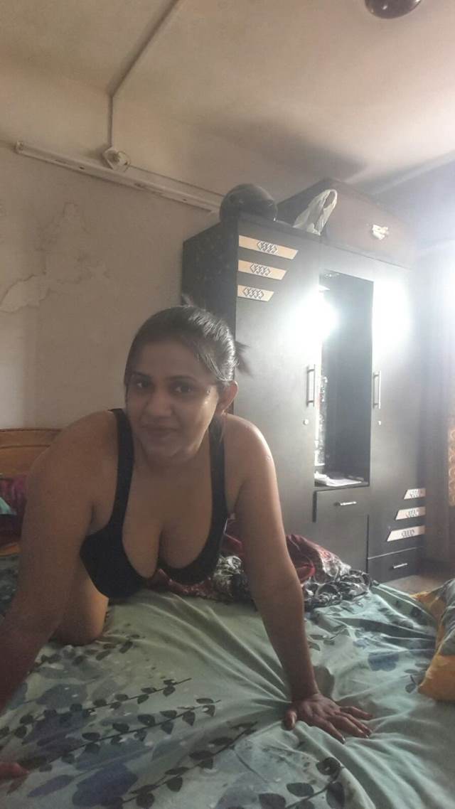 rajasthan aunty ke big juicy milky boobs