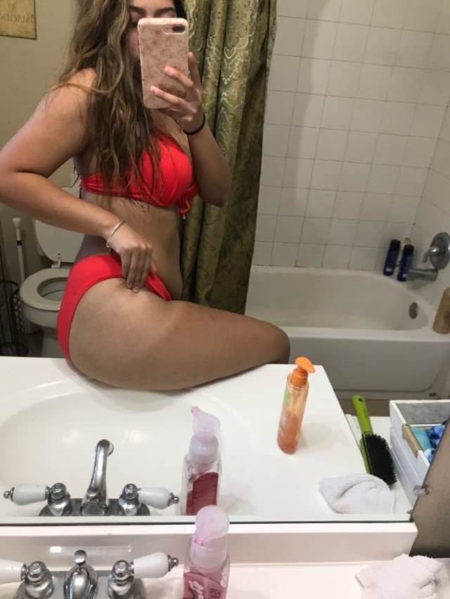 red bra panty me rita ki boobs and sexy thigh