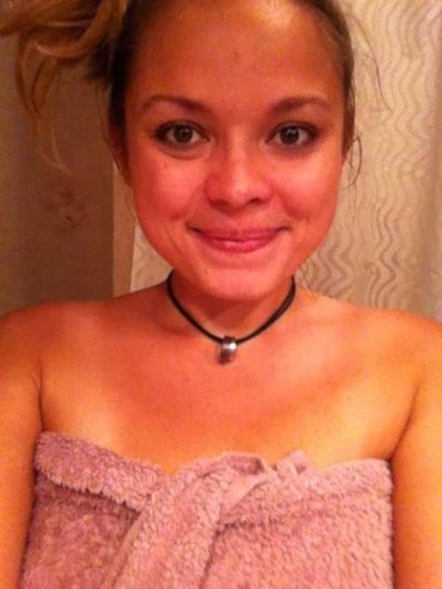 sexy cute hot indian aunty ki towel me pic