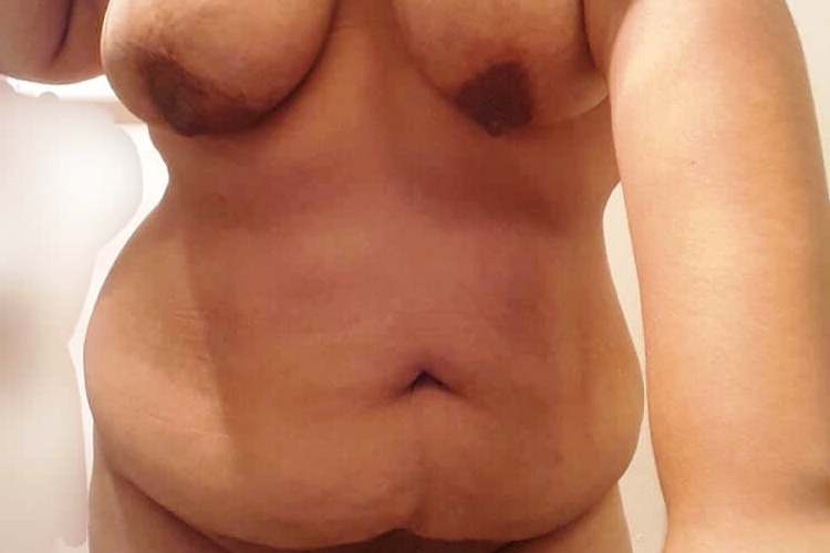 Indian Mom nude pics 3