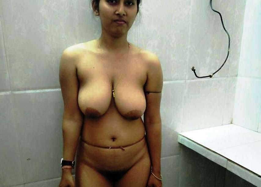 Cute girl Isha ki horny boobs selfie 41 hot desi teen nude