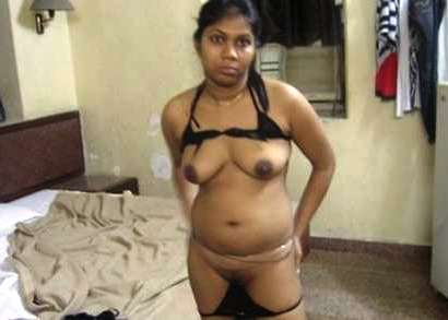 Hottie Desi Bhabhi Boobs Naked Indian XXX Hot Pics 12 hot nude boobs