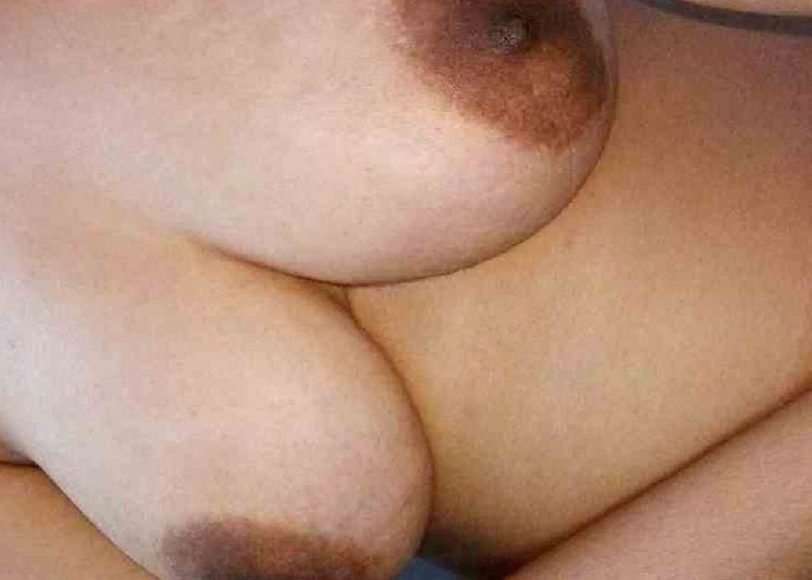 nude tits babe