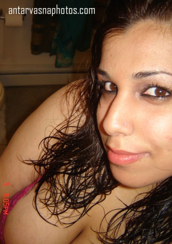 Amrita ke boobs