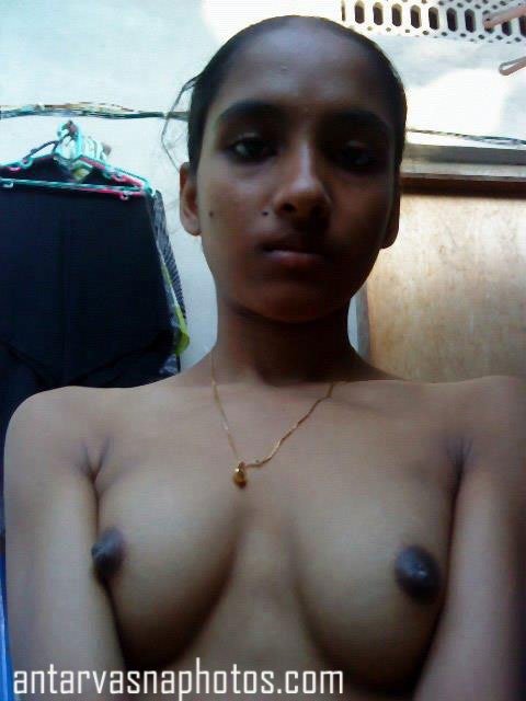 Bade boobs ki selfie