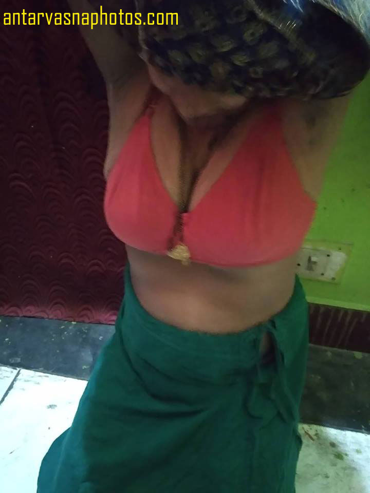Indian hot bhabhi pic
