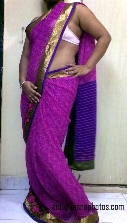 Indian mom in saree
