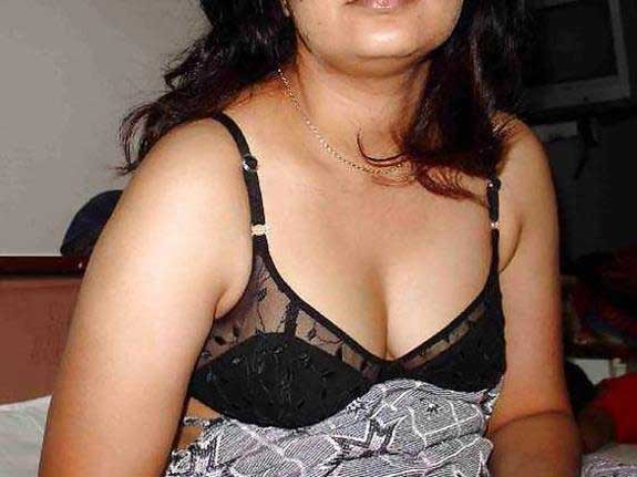 bade boobs photo