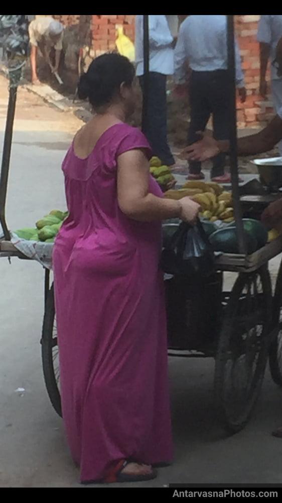 nighty wali moti gaand aunty hot photos 11