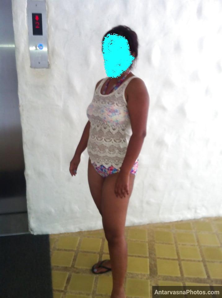 goa resort sexy boss bra panties pics 9