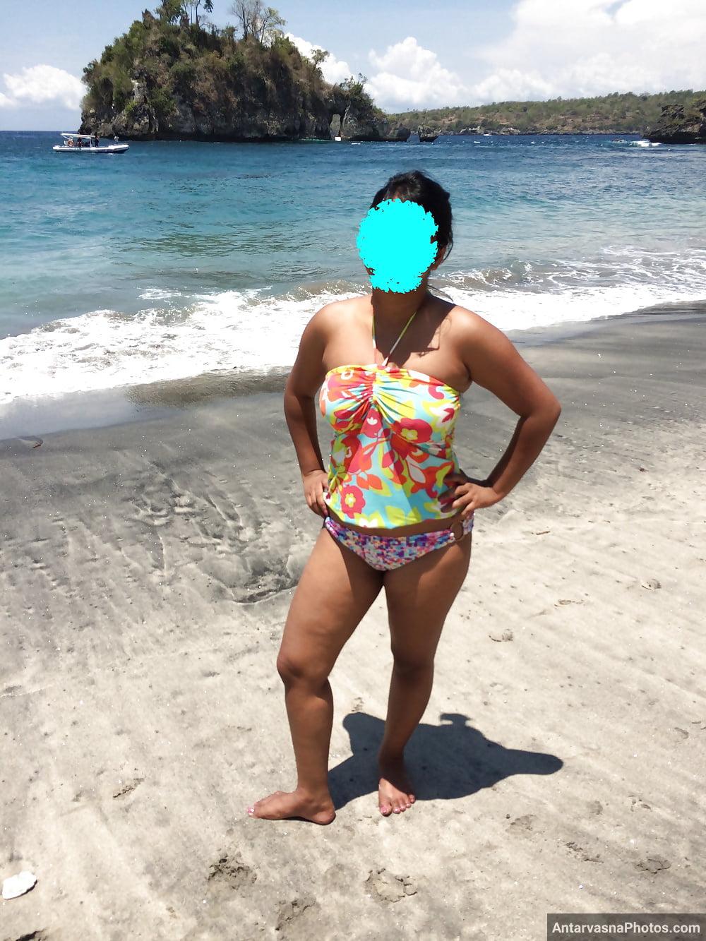 goa resort sexy boss bra panties pics 12