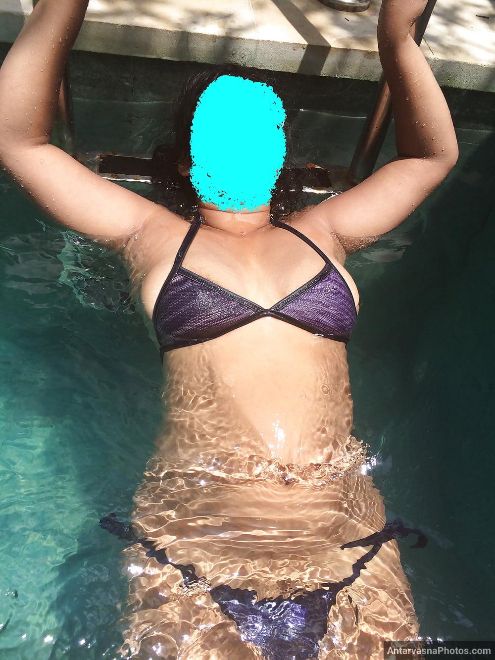 goa resort sexy boss bra panties pics 39