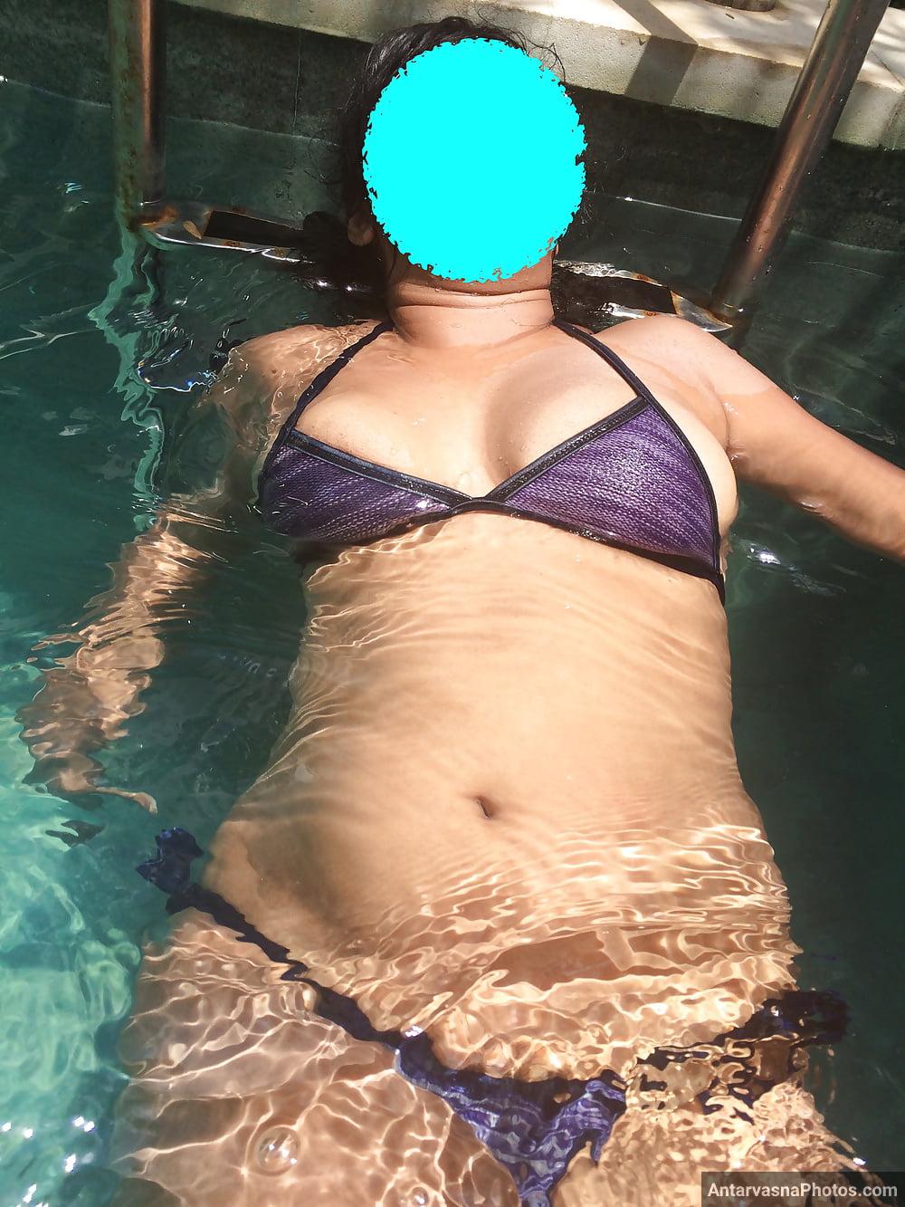 goa resort sexy boss bra panties pics 40
