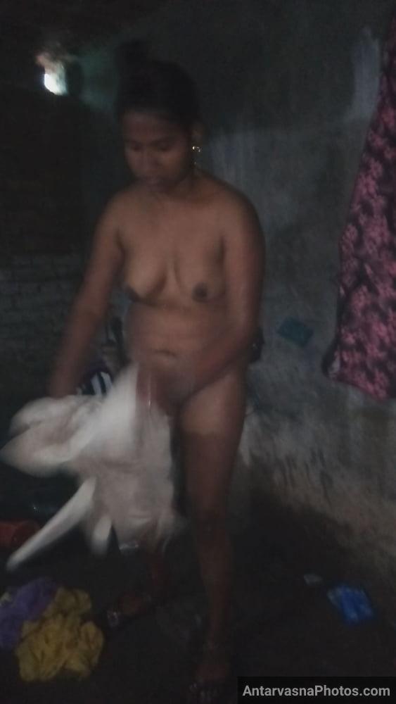 desi village bhabhi xxx nude pics 15