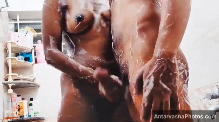 bathroom me chodne ke bhai bahan sex photos 10