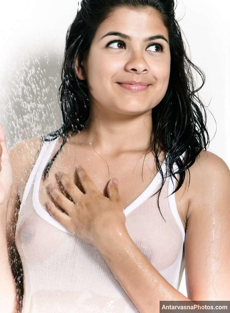 big boobs indian girl sexy bathroom pics 3