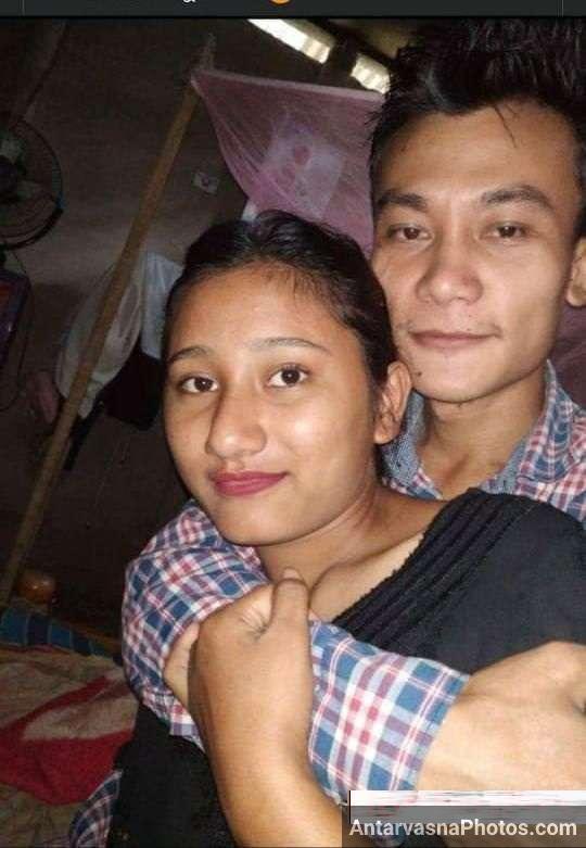 Assamese Girlfriend Ki Nude Boobs Dabate Huye 3