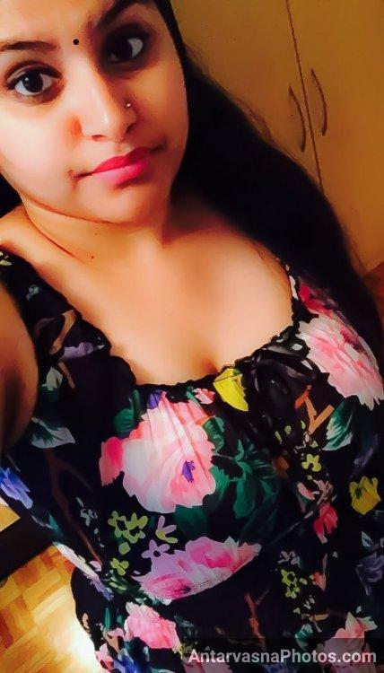 Dhaka college girl exposing tight big boobs