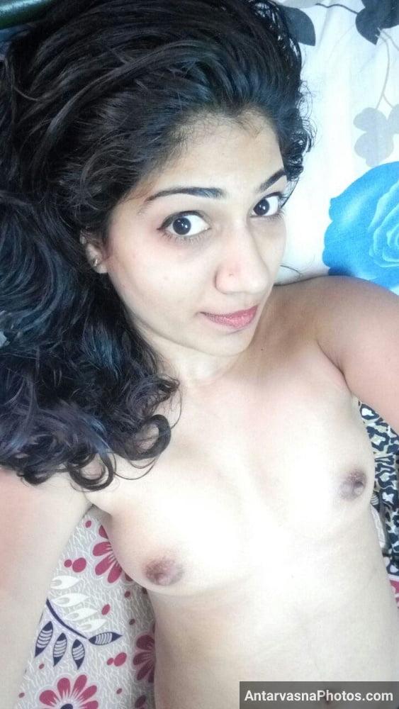 nangi indian desi bhabhi topless small boobs selfie 1
