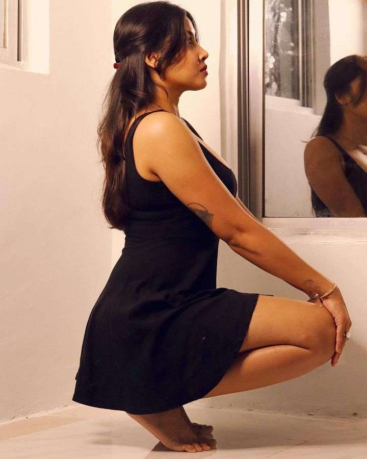 sexy sofiya ansari pics