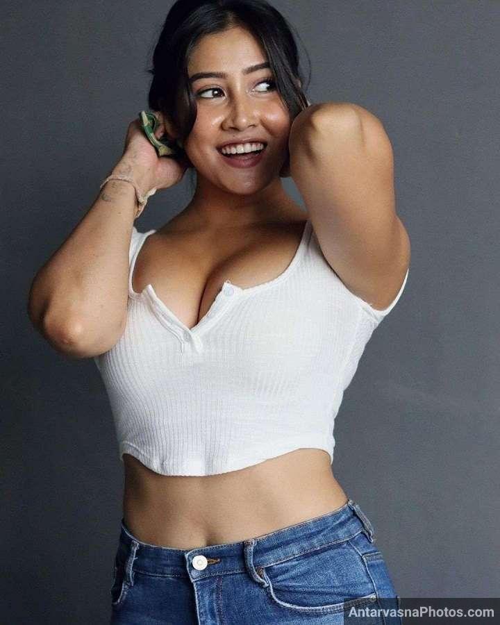 sexy sofiya ansari pics 4