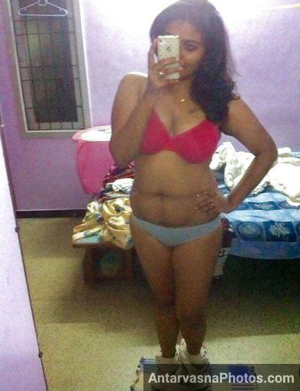 Xxx Hindi College Girl Valentine Day Nude Selfie
