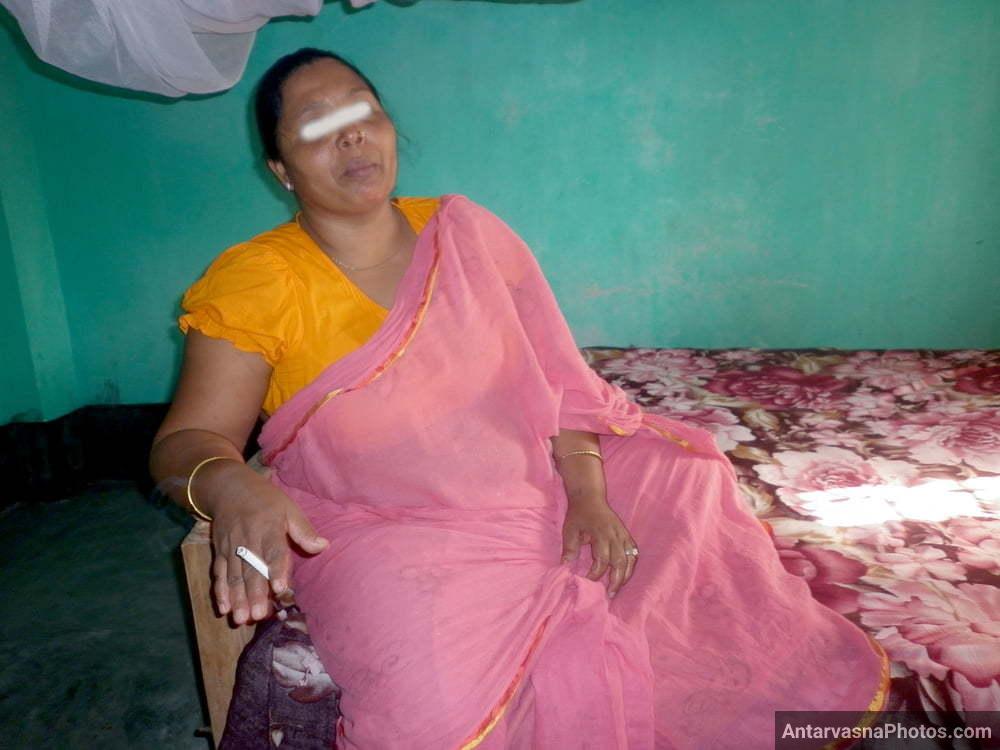 south indian aunty saree sexy 2