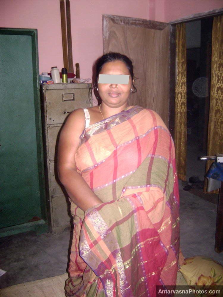 south indian aunty saree sexy 4