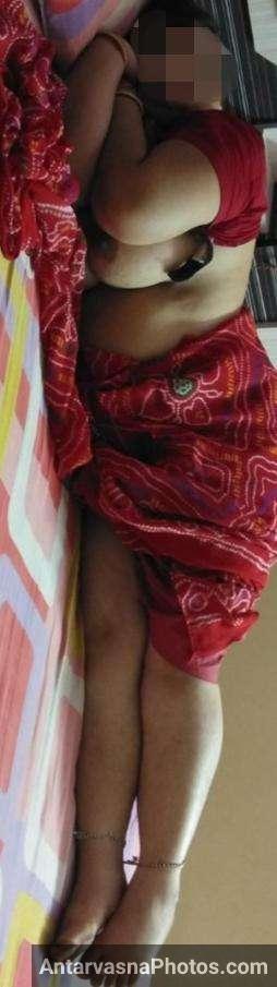 desi kamwali bhabhi hot saree pics