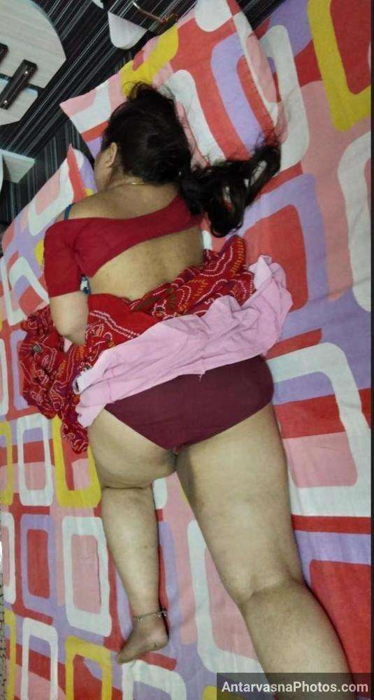 desi kamwali bhabhi hot saree pics 4