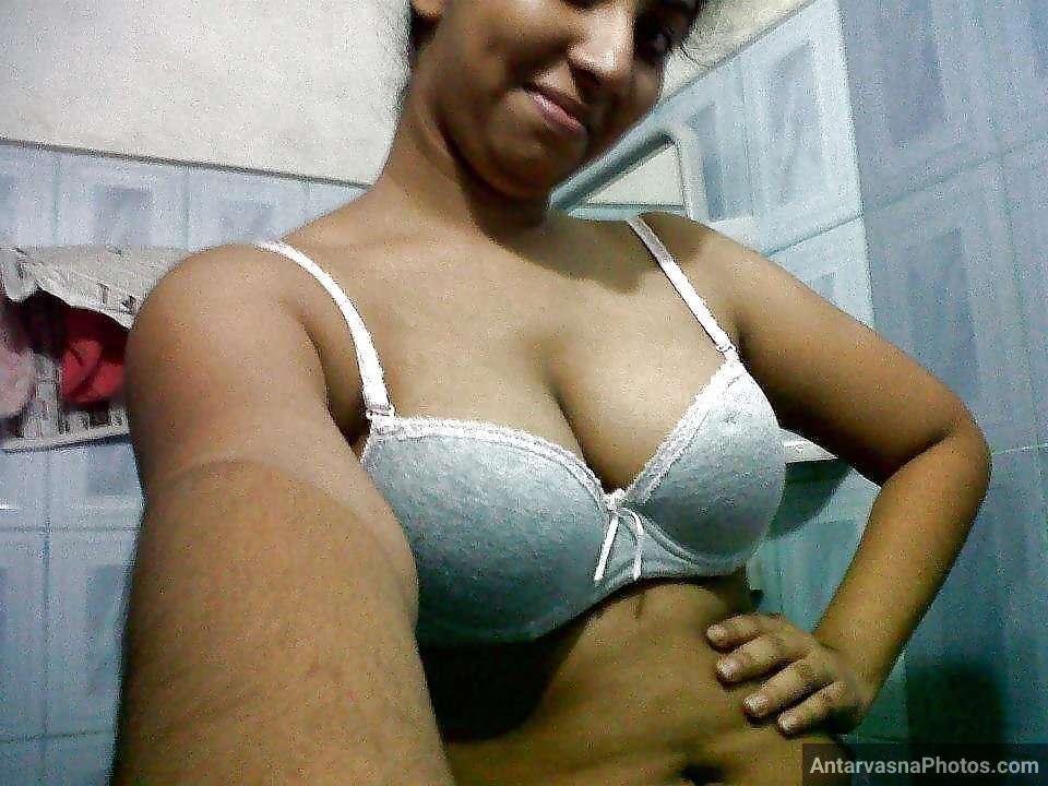 sexy kannada bhabhi nude pics 21