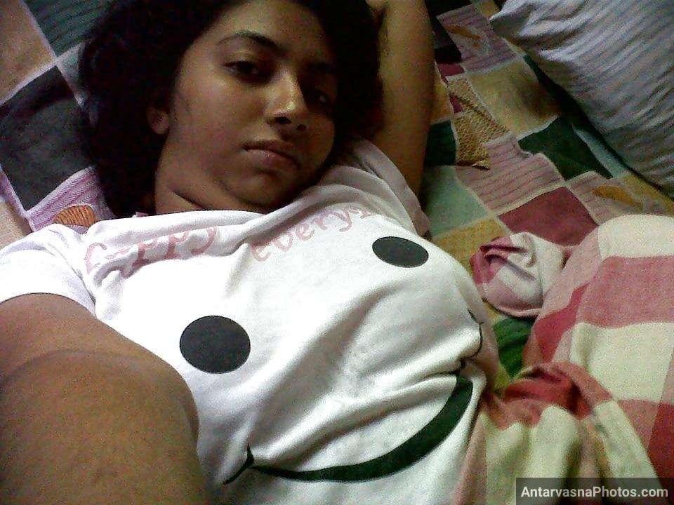 sexy kannada bhabhi nude pics 12