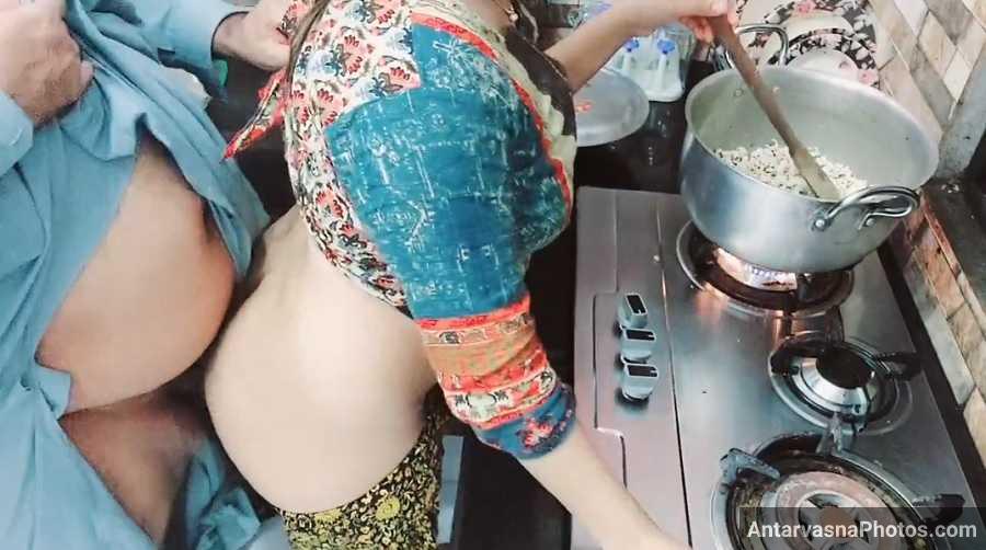 kitchen me chud gai lahori bhabhi