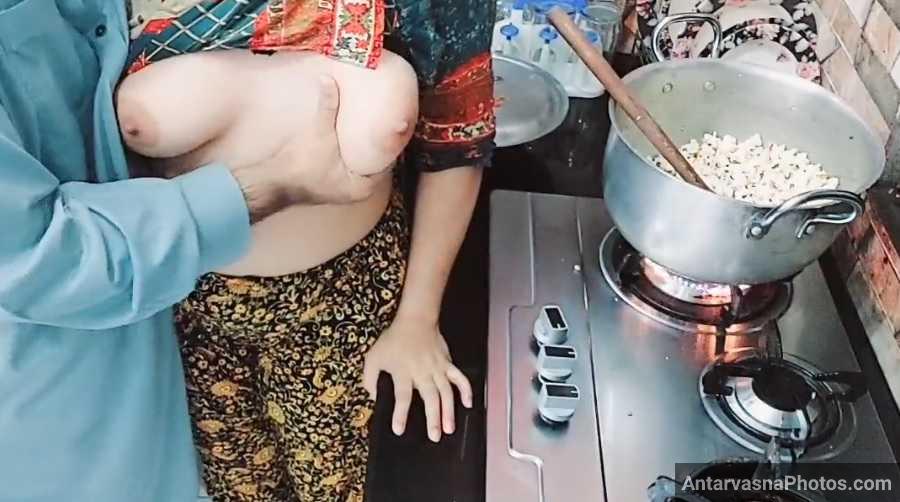 big boobs pakistani bhabhi kitchen sex
